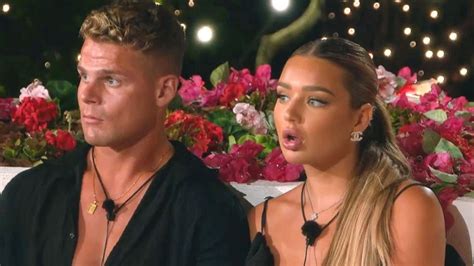 love island australia couples still together.